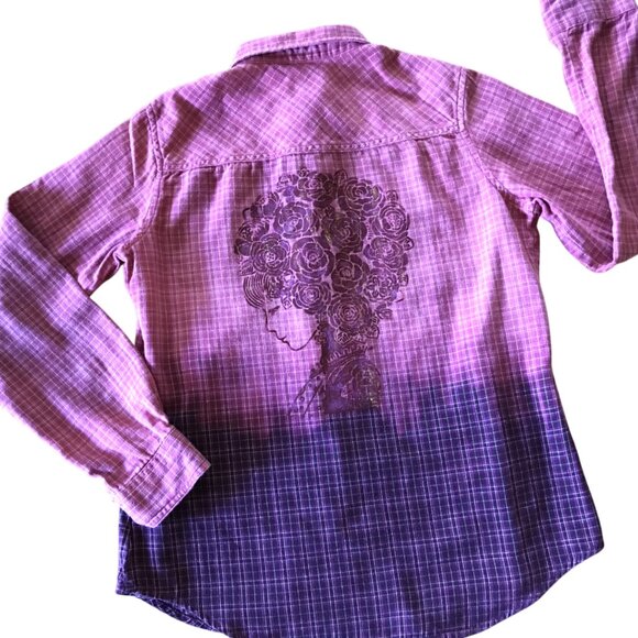 Bleached Flannel Shirt, Size XS: Upcycled Painted Fancy Lady Portrait - Picture 10 of 12